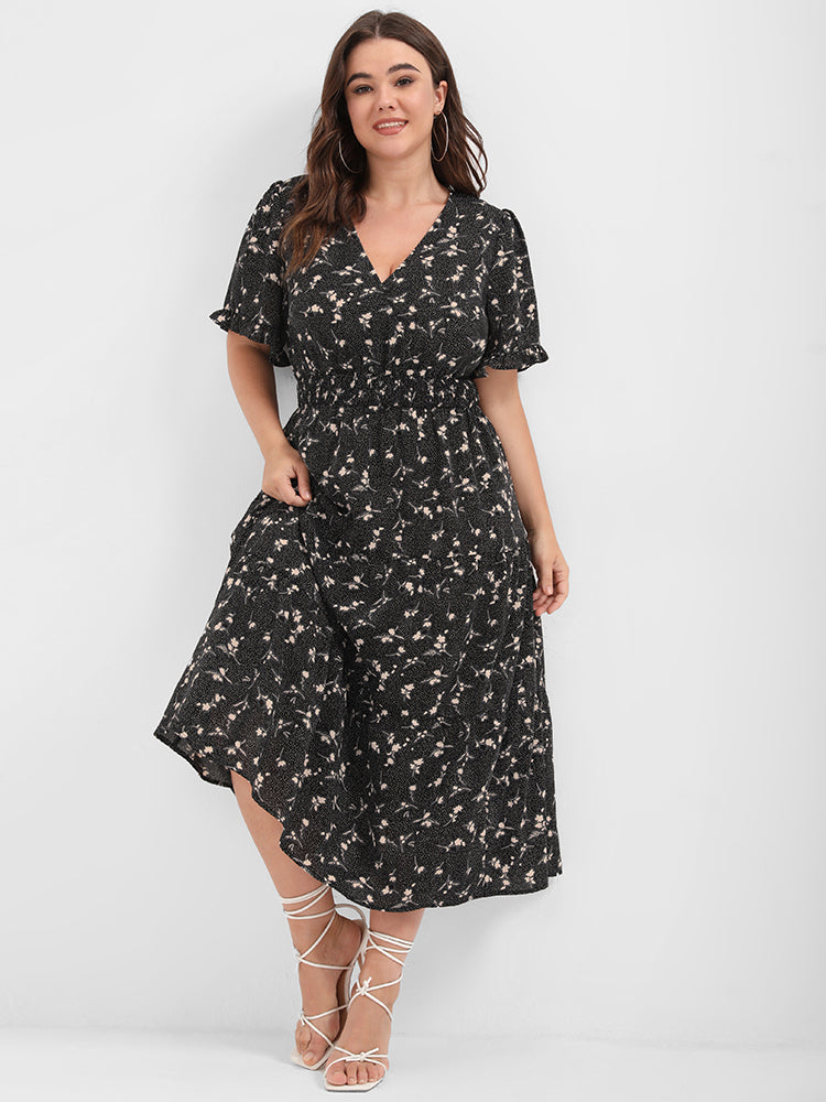 Floral Button Flutter Pocket V Neck Dress
http://shrsl.com/3