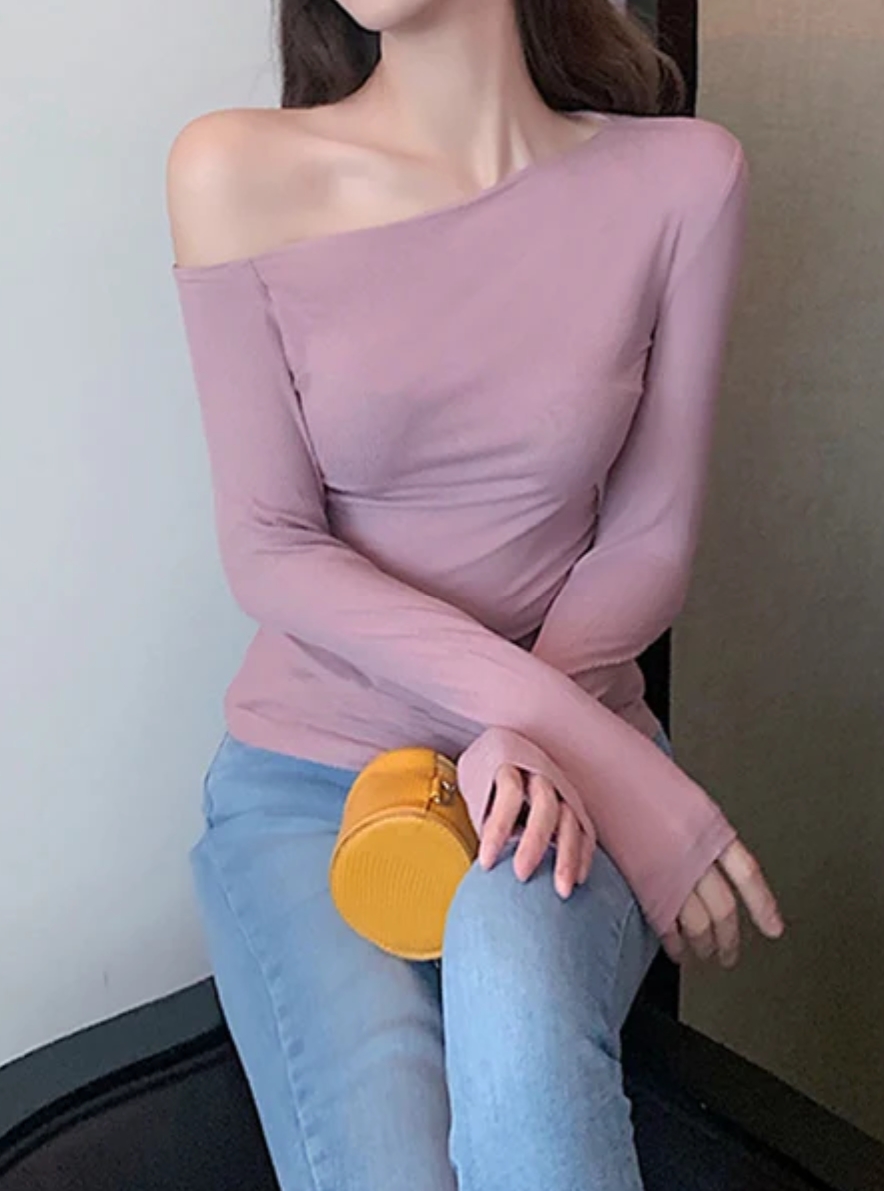 Solid color sexy slanted shoulder t-shirt top
http://shrsl.c