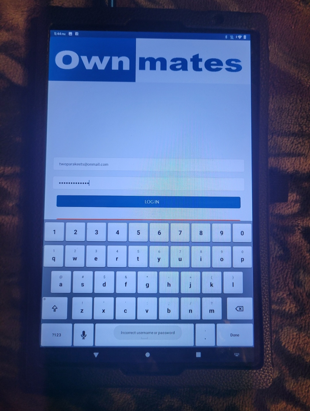 Here I am trying to log into my Ownmates account on my Vanky