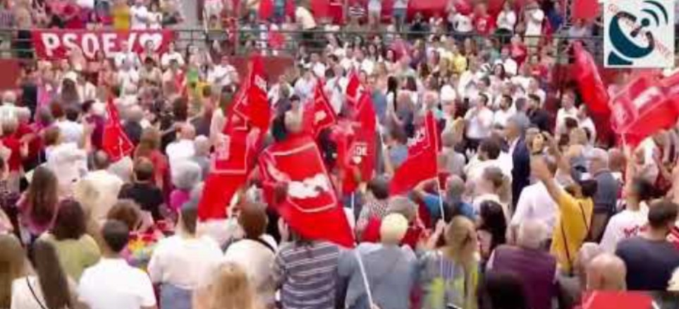 Sánchez abucheado en su propio mitin por los suyos.   Ver aq