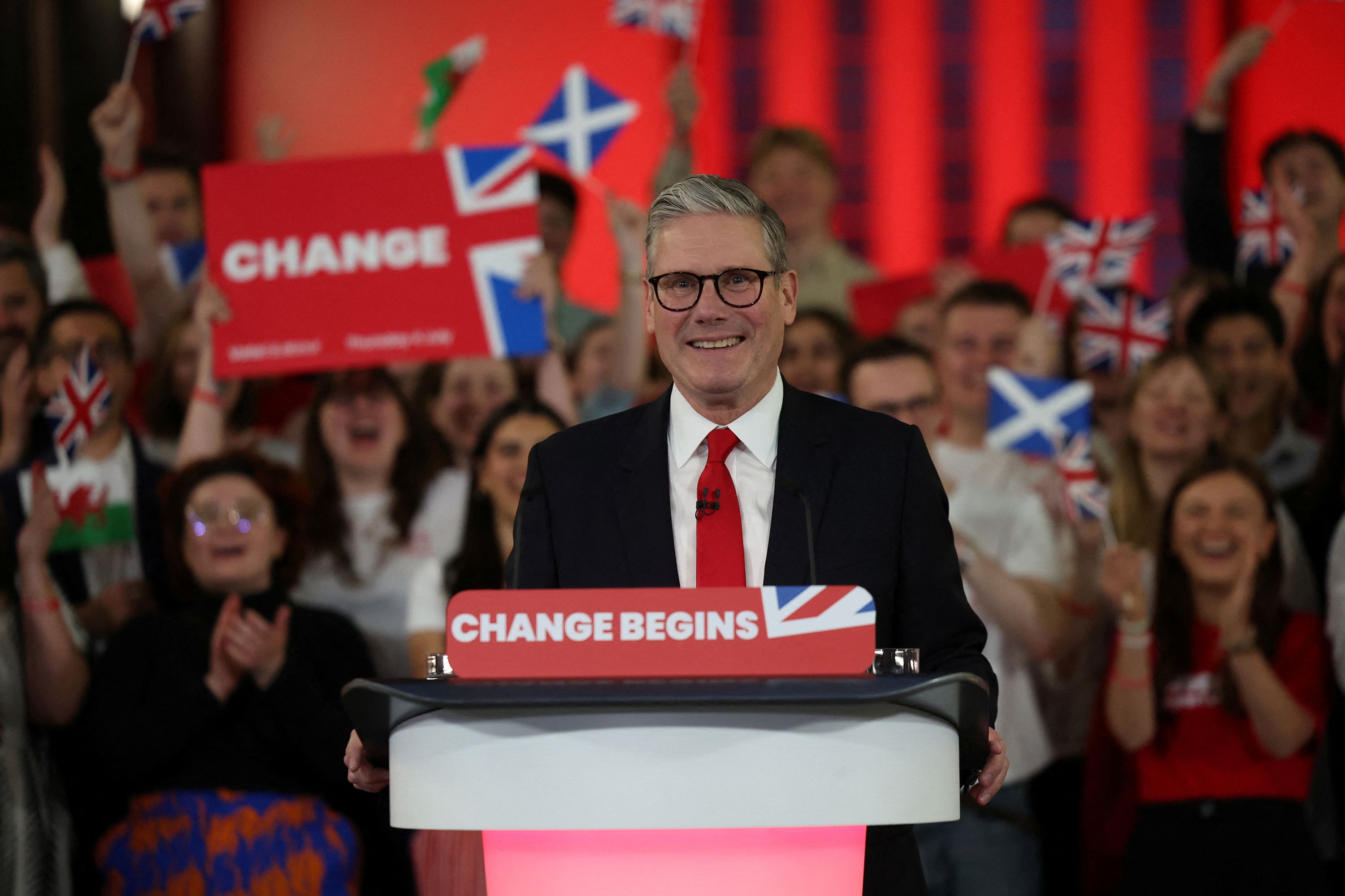 The UK changes the Prime Minister like underwear  🩲 
#KeirSt