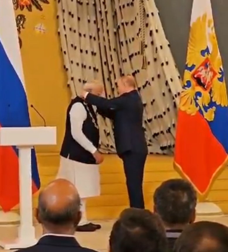 To receive honour in Russia 
#Putin #Modiji