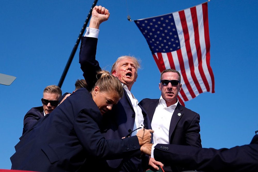 He took a bullet for American people 😌
#MAGA #Trump God save
