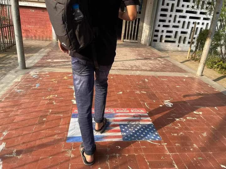 Bangladeshis are insulting the US flag... when will Trump ta