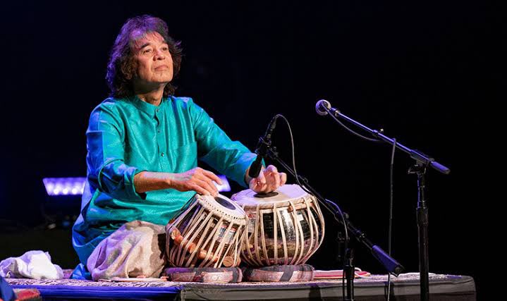 Ustad Zakir hussain ka America mein nidhan

Alvida Ustad #RI