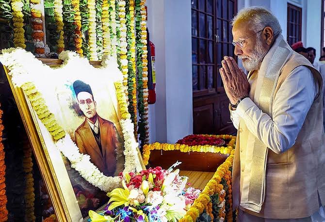 A college will be built in Delhi in the name of Veer Savarka