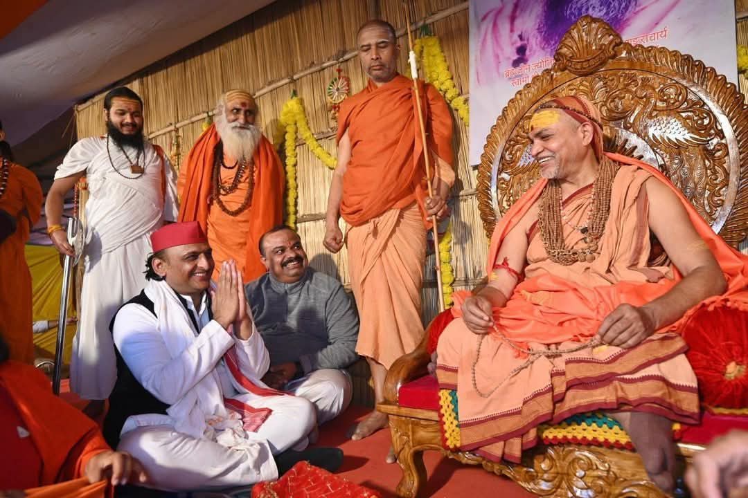 kahte hai apne aap ke "PDA" ke neta #manuwadi