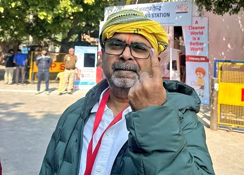 पटपड़गंज सीट से अवध ओझा पीछे चल रहे हैं 😂 #delhi