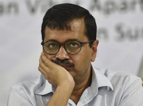 कट्टर ईमानदार कहे जाने वाले आज बीजेपी प्रवेश वर्मा ने केजरीव