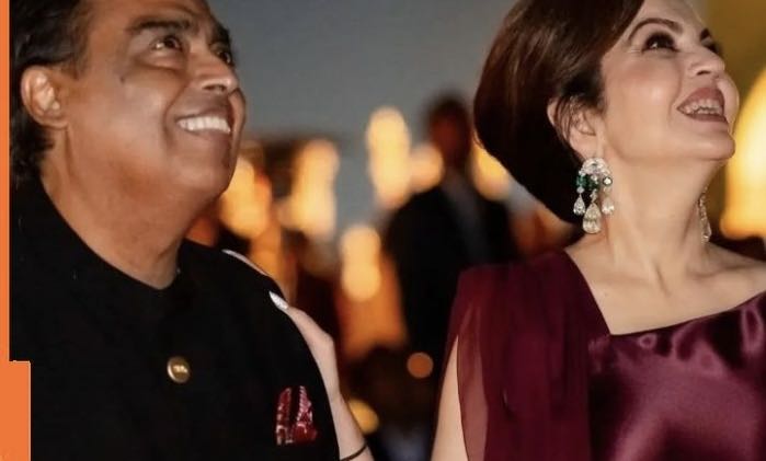 Antilia, the lavish mansion home of Asia's richest man Mukes