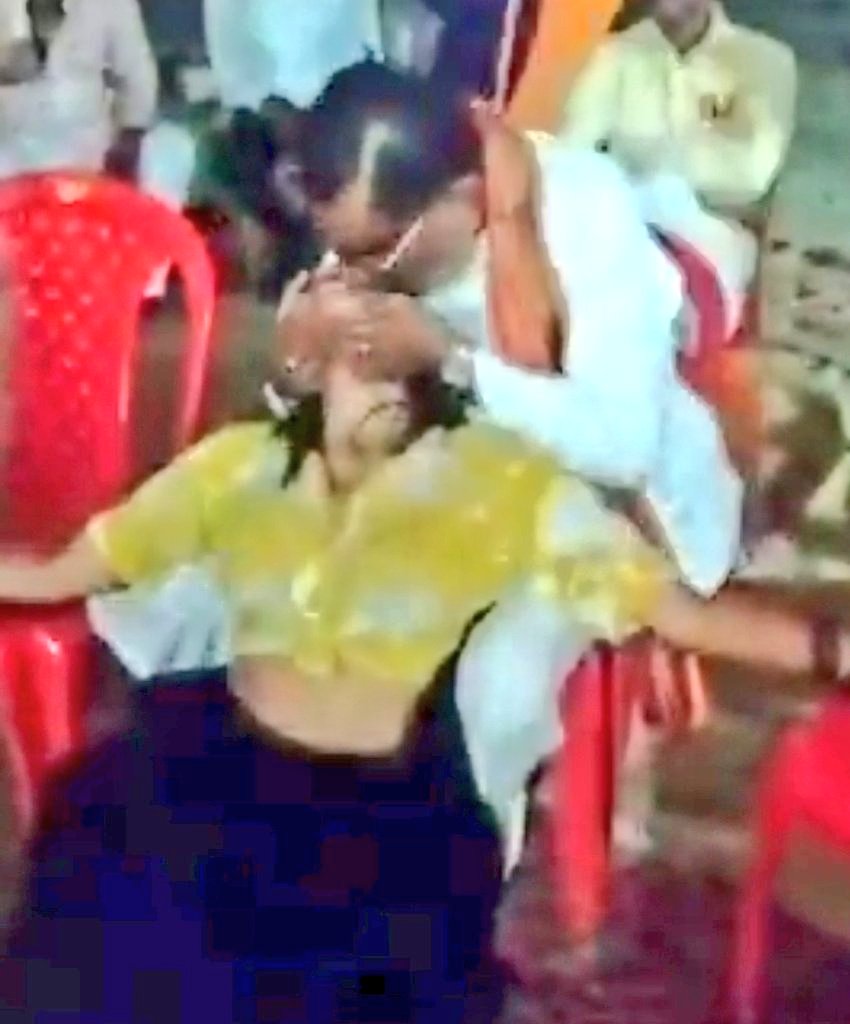 Yahi charitra hai BJP ka... #BabbanSinghRaghuvanshi
बलिया, य