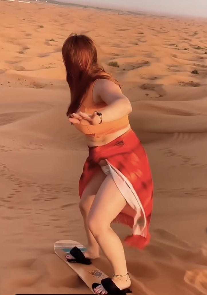 playfull desert 🏖️