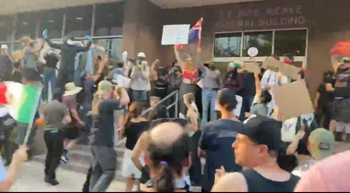 LA protesters now in Austin
#LosAngeles