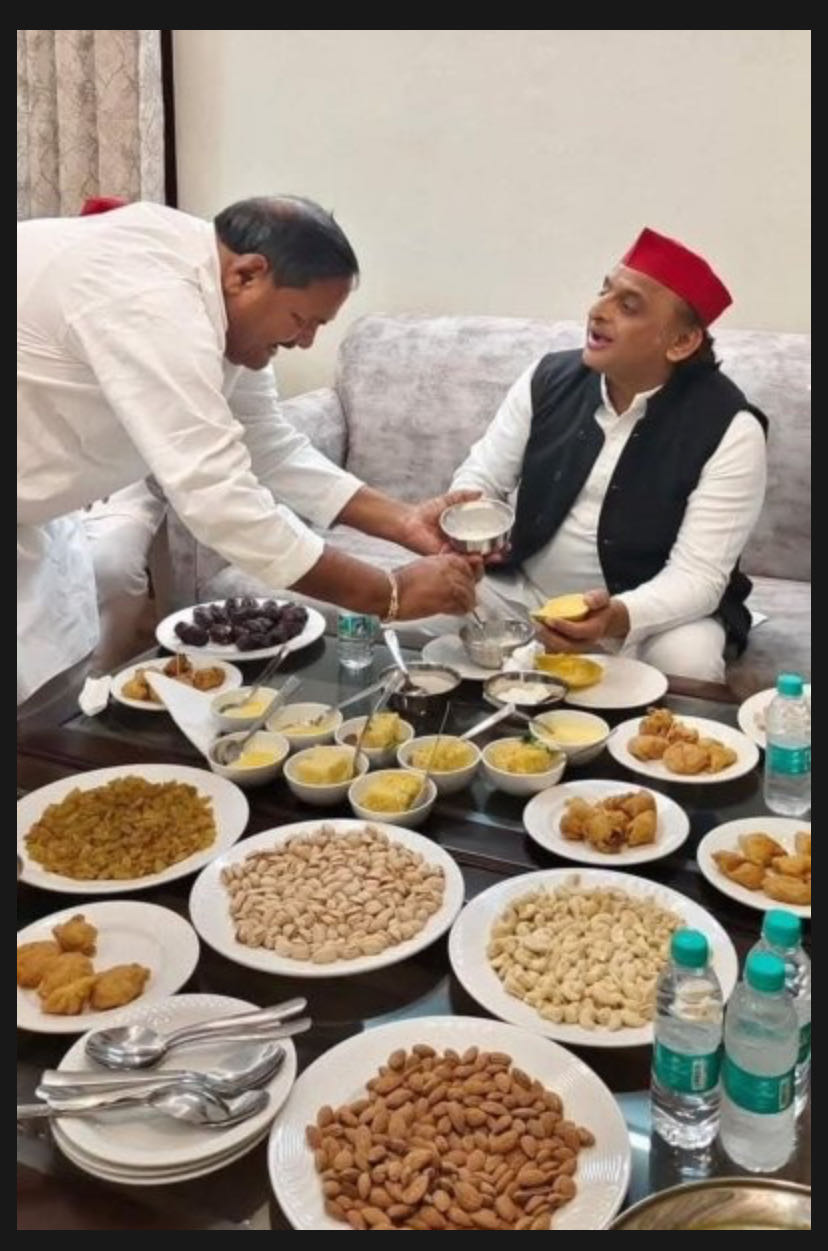 खाना खाए तो इनके जैसा 😃