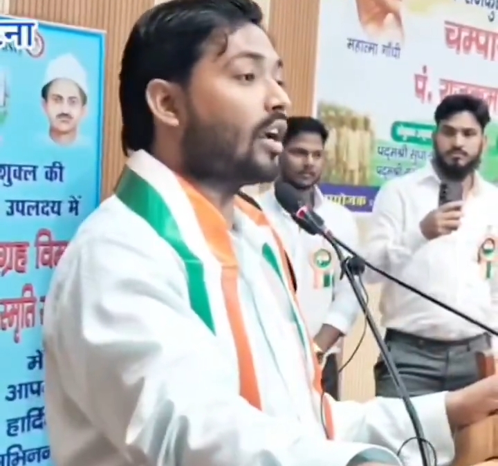 नाम तो सुने होंगे आप लोग-

खान सर ने खोला अपना हॉस्पिटल, एक्
