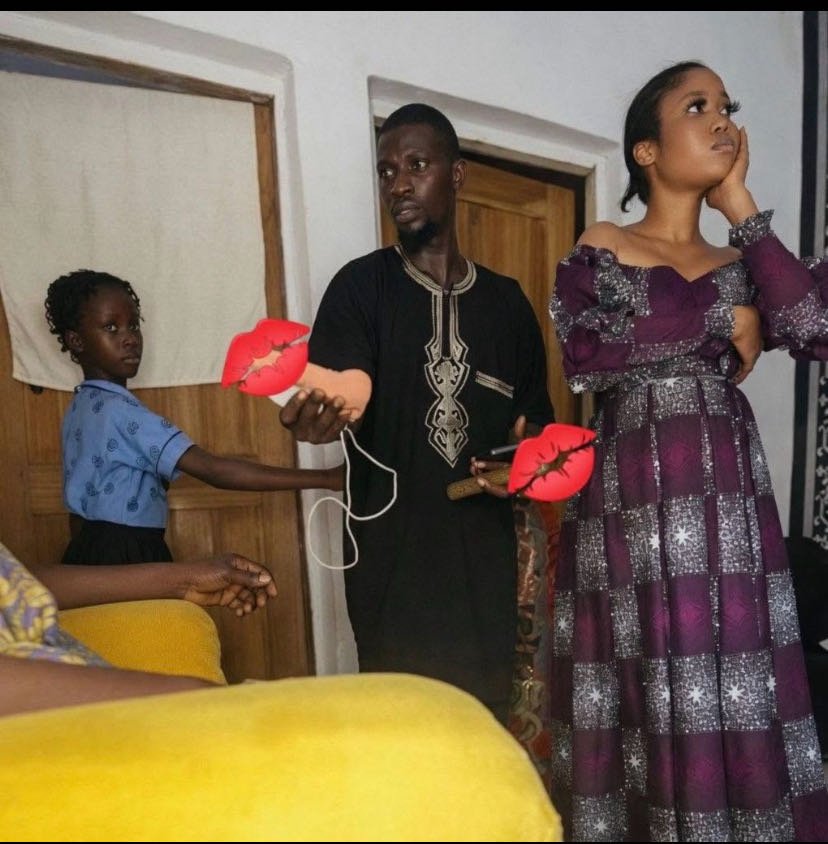 What the hell is that!
Family shocked 😳