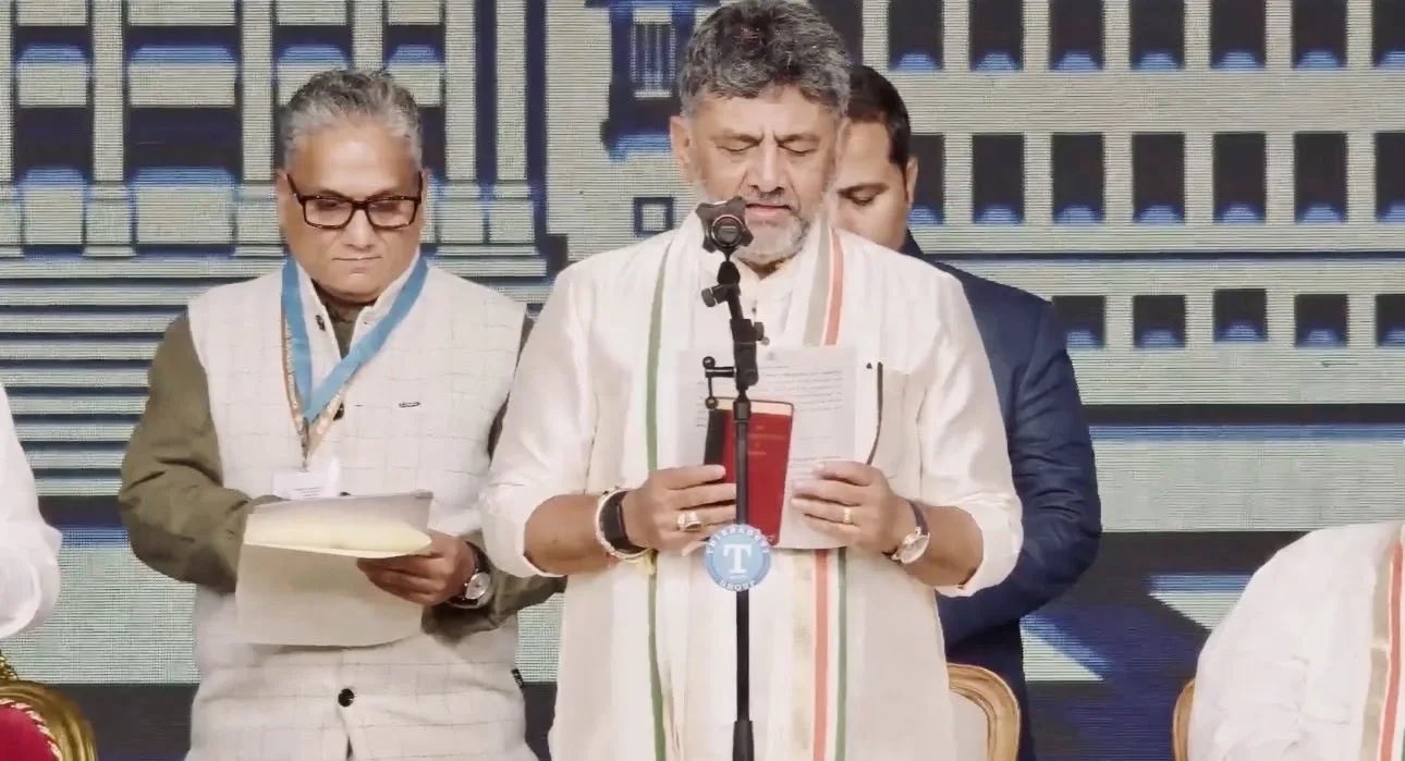कर्नाटक के नए मुख्यमंत्री हैं D. K. Shivakumar।
#Siddaramaia